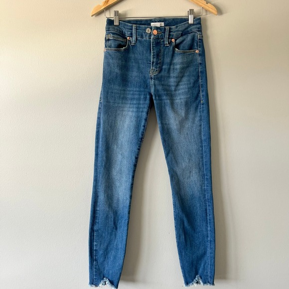 Good American High Rise Stretchy Skinny Crop Jeans Size 2/26 - Picture 1 of 5